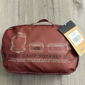 NWT BASE CAMP VOYAGER DUFFEL 32L